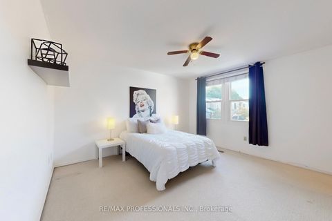 Photo 20 at 46 Tamarack Circle, The Westway, Toronto