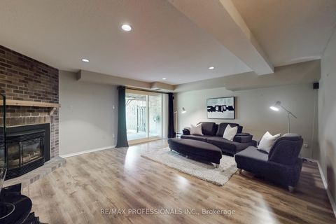 Photo 23 at 46 Tamarack Circle, The Westway, Toronto