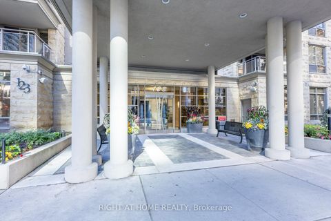 Photo 1 at 813 - 123 Eglinton Avenue E, Mount Pleasant West, Toronto