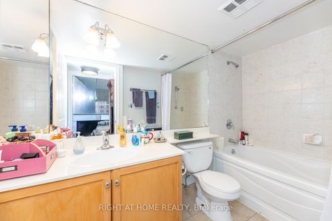 Photo 25 at 813 - 123 Eglinton Avenue E, Mount Pleasant West, Toronto