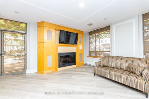 Photo 33 at 813 - 123 Eglinton Avenue E, Mount Pleasant West, Toronto