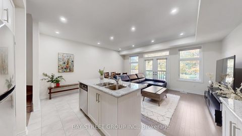 Photo 10 at 80 Puisaya Drive, Rural Richmond Hill, Richmond Hill