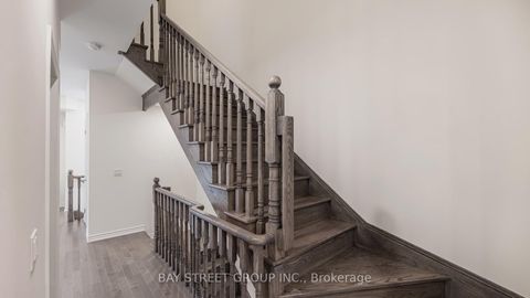 Photo 14 at 80 Puisaya Drive, Rural Richmond Hill, Richmond Hill