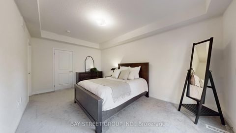 Photo 17 at 80 Puisaya Drive, Rural Richmond Hill, Richmond Hill