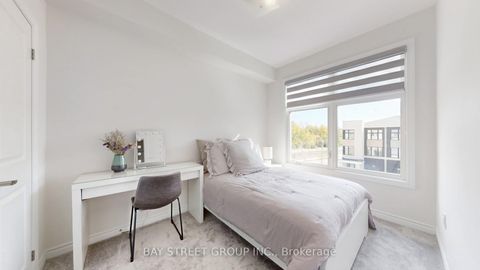 Photo 20 at 80 Puisaya Drive, Rural Richmond Hill, Richmond Hill