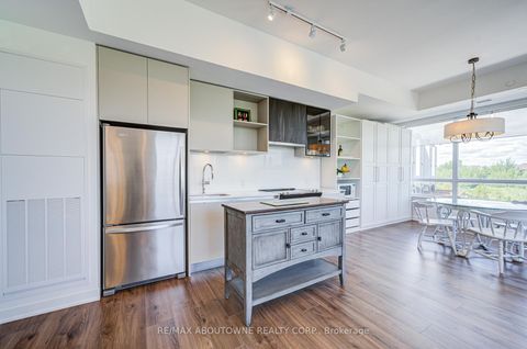 Photo 6 at 234 - 395 Dundas Street W, GO Glenorchy, Oakville