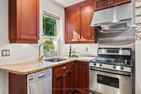 Photo 12 at 11 Winfield Avenue, Bloor West Village, Toronto