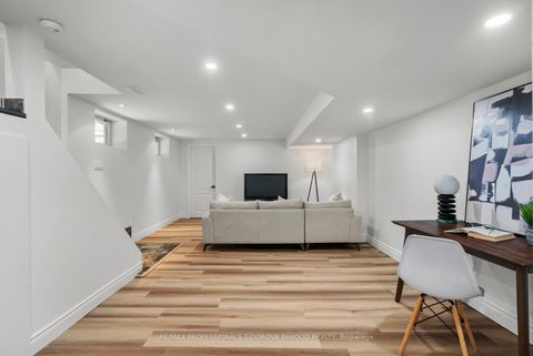 Photo 31 at 11 Winfield Avenue, Bloor West Village, Toronto