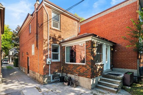 Photo 36 at 11 Winfield Avenue, Bloor West Village, Toronto