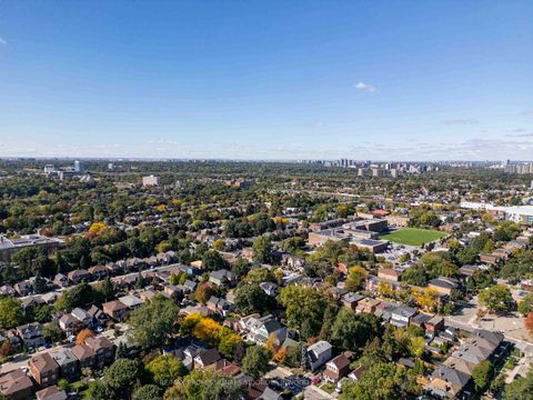 Photo 45 at 11 Winfield Avenue, Bloor West Village, Toronto