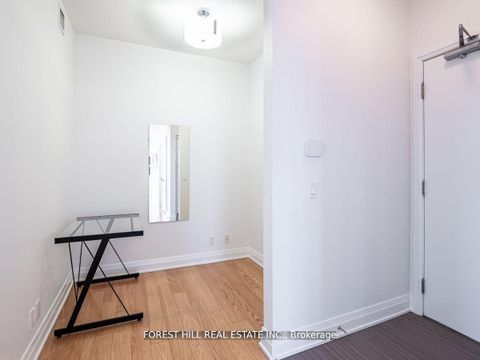 Photo 15 at 707 - 530 St Clair Avenue W, Cedarvale, Toronto Photo 15 at 707 - 530 St Clair Avenue W, Cedarvale, Toronto