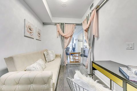 Photo 6 at 1805 - 1926 Lake Shore Boulevard W, Swansea, Toronto
