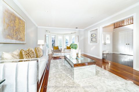 Photo 7 at 382 Elgin Mills Road W, Westbrook, Richmond Hill