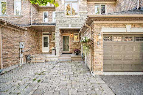 Photo 3 at 2 - 180 Blue Willow Drive, East Woodbridge, Vaughan