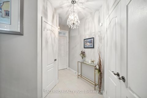 Photo 5 at 2 - 180 Blue Willow Drive, East Woodbridge, Vaughan