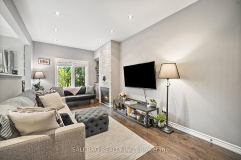 Photo 8 at 2 - 180 Blue Willow Drive, East Woodbridge, Vaughan