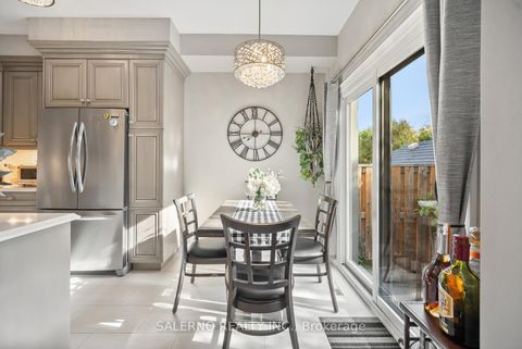 Photo 14 at 2 - 180 Blue Willow Drive, East Woodbridge, Vaughan