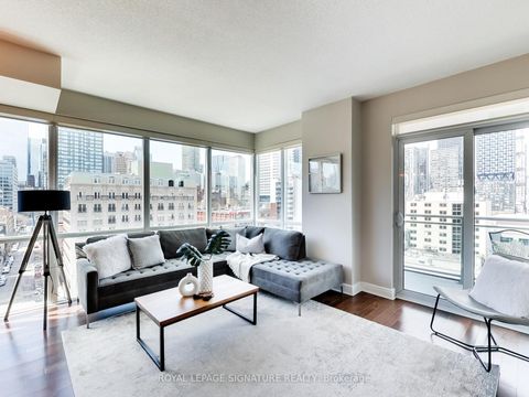 Photo 5 at 905 - 116 George Street, Moss Park, Toronto