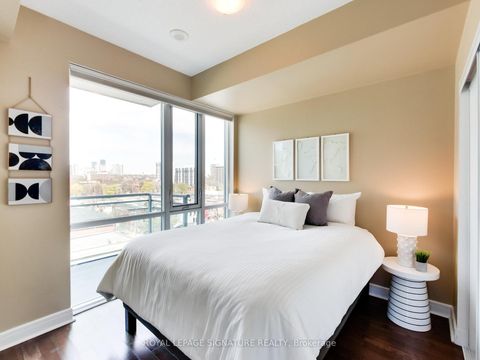 Photo 17 at 905 - 116 George Street, Moss Park, Toronto