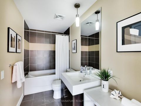 Photo 20 at 905 - 116 George Street, Moss Park, Toronto