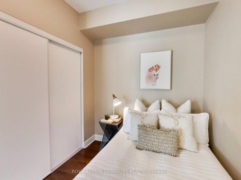 Photo 23 at 905 - 116 George Street, Moss Park, Toronto