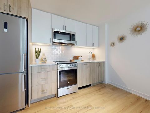 Photo 10 at 705 - 1195 The Queensway, City Centre West, Toronto