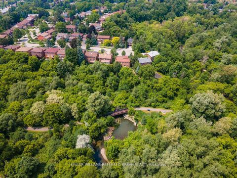 Photo 2 at 4 Saddletree Drive, Steeles, Toronto