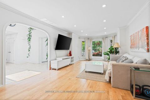 Photo 6 at 4 Saddletree Drive, Steeles, Toronto