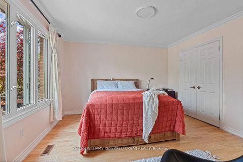 Photo 23 at 4 Saddletree Drive, Steeles, Toronto