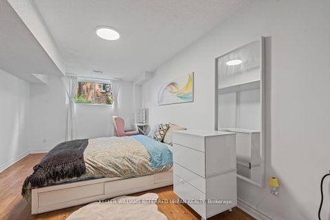 Photo 35 at 4 Saddletree Drive, Steeles, Toronto