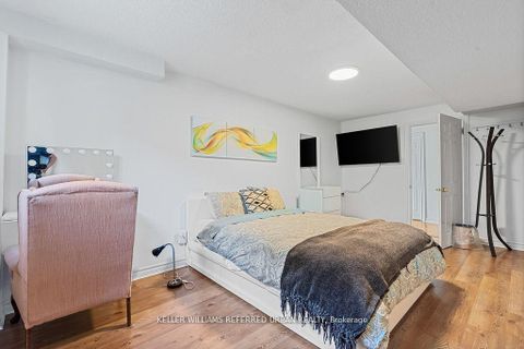 Photo 36 at 4 Saddletree Drive, Steeles, Toronto