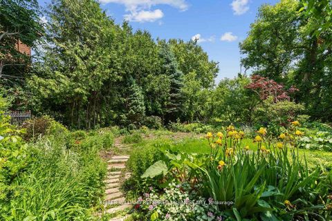 Photo 42 at 4 Saddletree Drive, Steeles, Toronto