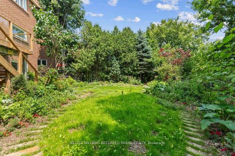 Photo 44 at 4 Saddletree Drive, Steeles, Toronto