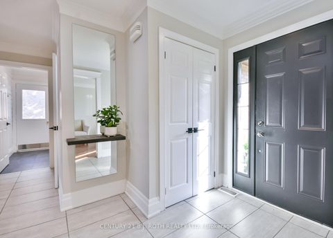Photo 3 at 25 Keats Drive, Letitia Heights, Barrie