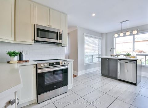 Photo 9 at 25 Keats Drive, Letitia Heights, Barrie