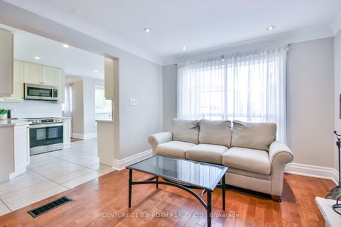Photo 14 at 25 Keats Drive, Letitia Heights, Barrie