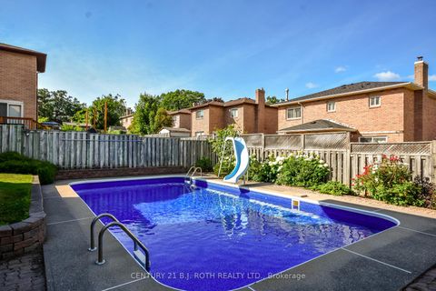 Photo 36 at 25 Keats Drive, Letitia Heights, Barrie