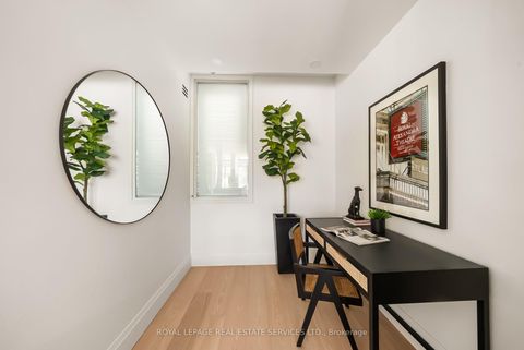 Photo 13 at 334 - 40 Oaklands Avenue, St. Clair, Toronto