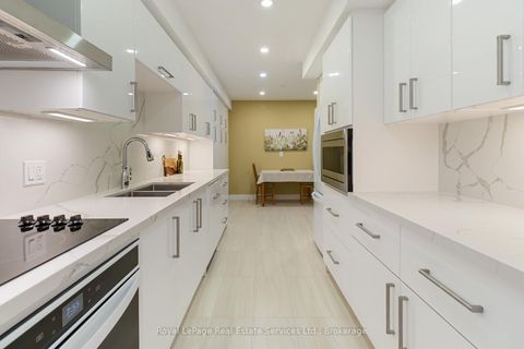 Photo 13 at 1236 McCraney Street E, CP College Park, Oakville