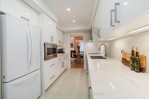 Photo 14 at 1236 McCraney Street E, CP College Park, Oakville