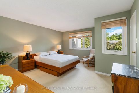 Photo 21 at 1236 McCraney Street E, CP College Park, Oakville