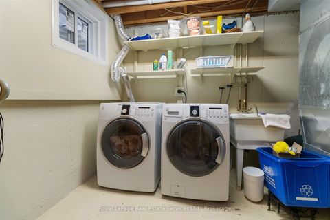 Photo 34 at 1236 McCraney Street E, CP College Park, Oakville