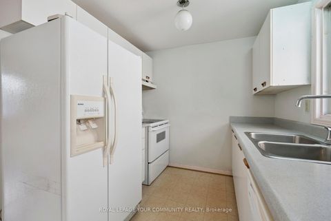 Photo 12 at 71 Geddes Crescent, Northwest, Barrie