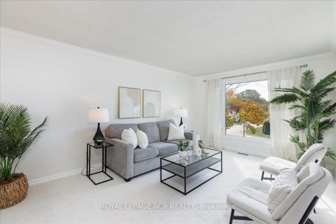 Photo 2 at 153 Stickwood Court, College Manor, Newmarket