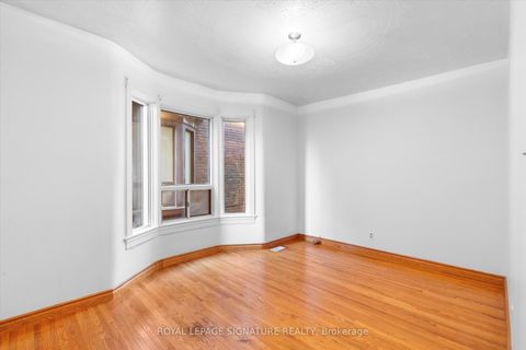 Photo 6 at 244 Grace Street, Little Italy, Toronto