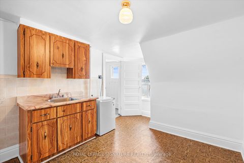 Photo 21 at 244 Grace Street, Little Italy, Toronto