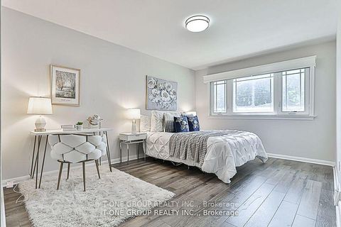 Photo 7 at 168 Mckee Avenue, Willowdale East, Toronto