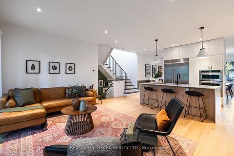 Photo 2 at 27 Glencrest Boulevard, Parkview, Toronto