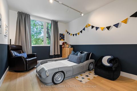 Photo 19 at 27 Glencrest Boulevard, Parkview, Toronto