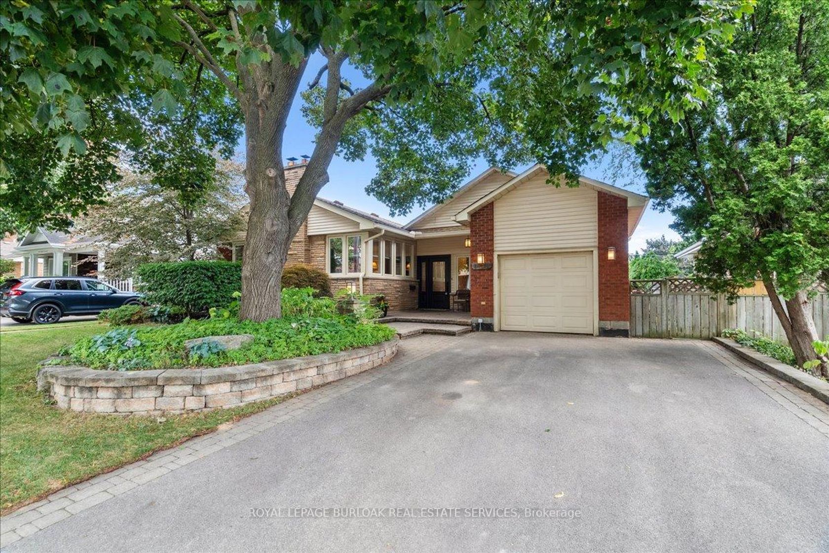 1424 Alfred Crescent, Brant, Burlington 